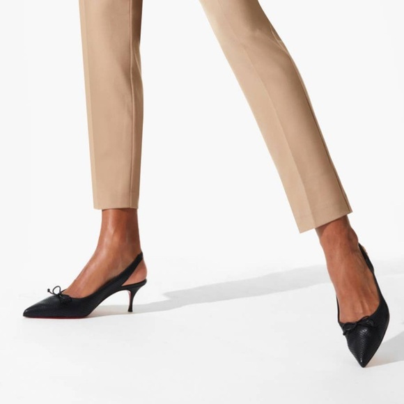 New Christian Louboutin HALL SLING PUMP 55
Perforated Leather Heels Size 7 - Picture 3 of 17